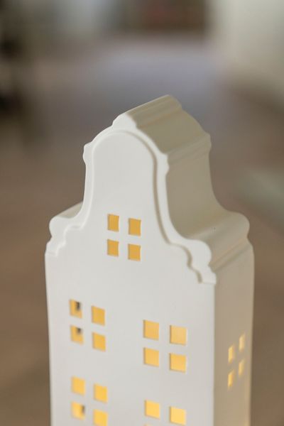Hovedbilde LED Hus Porselen 31cm - Versjon 2