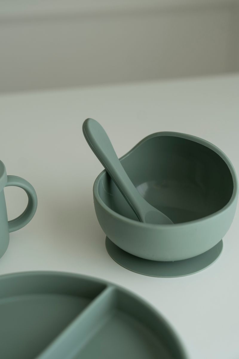 Silikonskål m/skje og sugekopp - Grønn