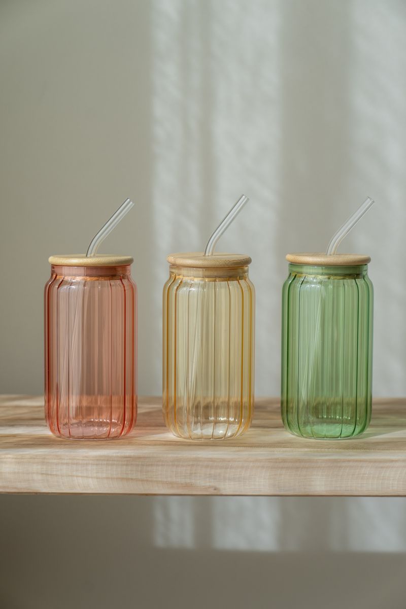 Glass med sugerør – 500 ml – Gul