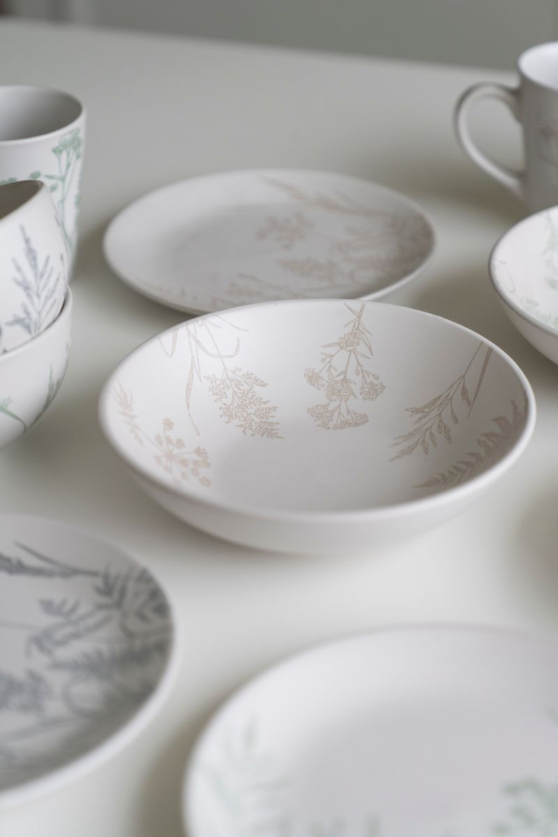 Blomstereng - Skål 20cm Beige