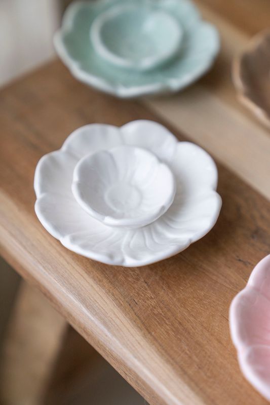 Eggeglass med blomstermotiv – hvit