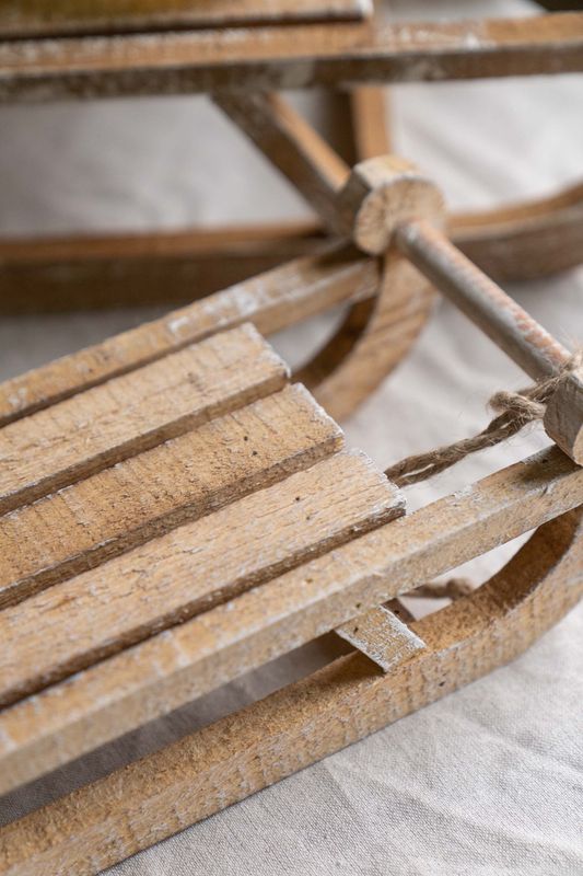 Slede 30cm - Lys