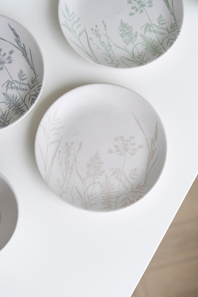 Blomstereng - Tallerken 19,5cm Beige