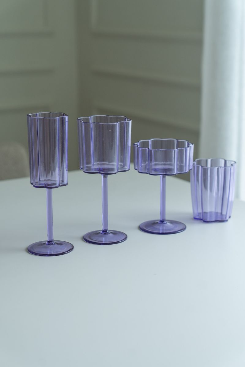 Blomst vinglass – 300 ml – lilla