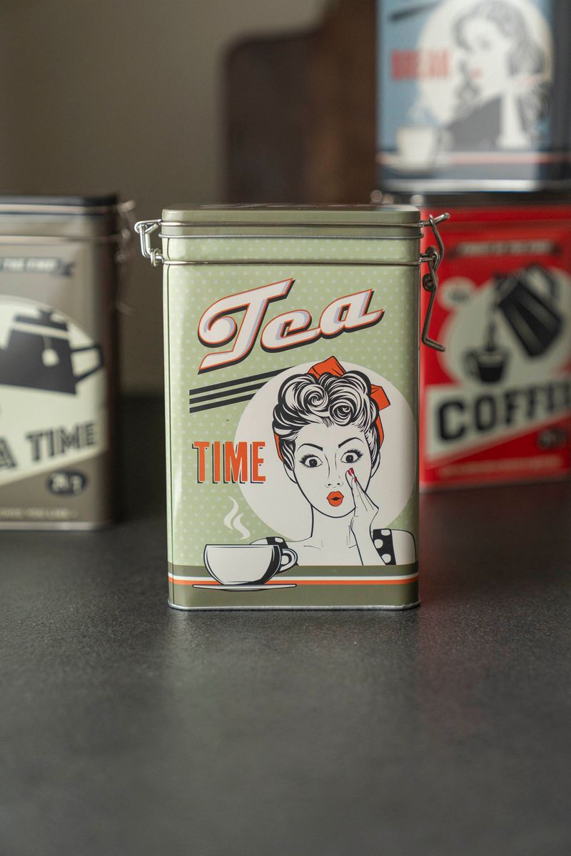 Retro Oppbevaringsboks i metall – H18 cm – Tea Time Lys