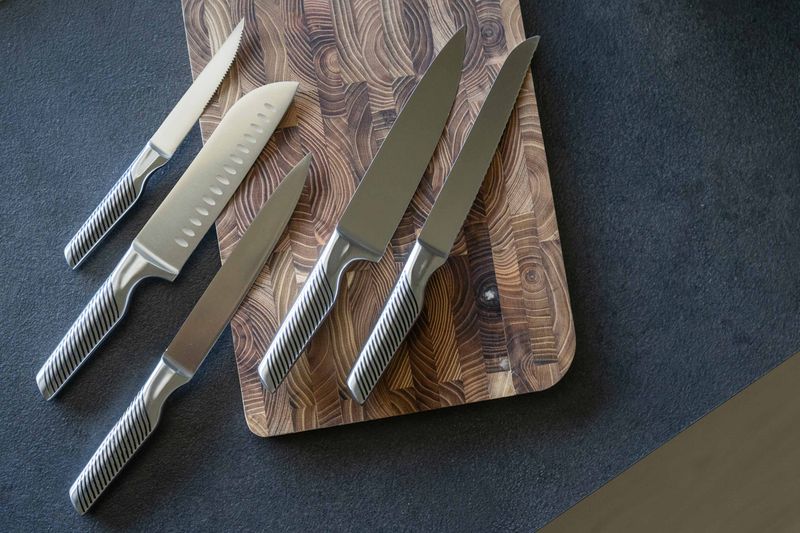 Santoku Kniv 32cm
