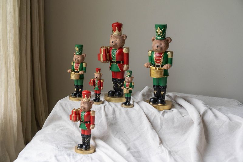Nøtteknekker Bjørn 40cm - Rød