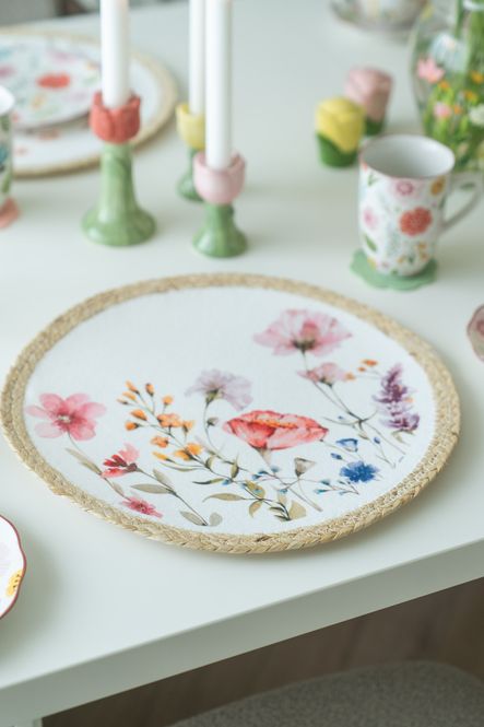 Hovedbilde Bordbrikke – Ø38 cm – Blomstereng