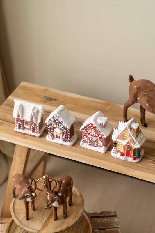 Juleby - Pepperkakehus Snømann