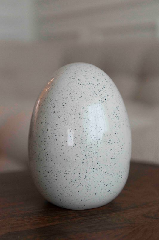 Egg 17cm Prikker - Grå
