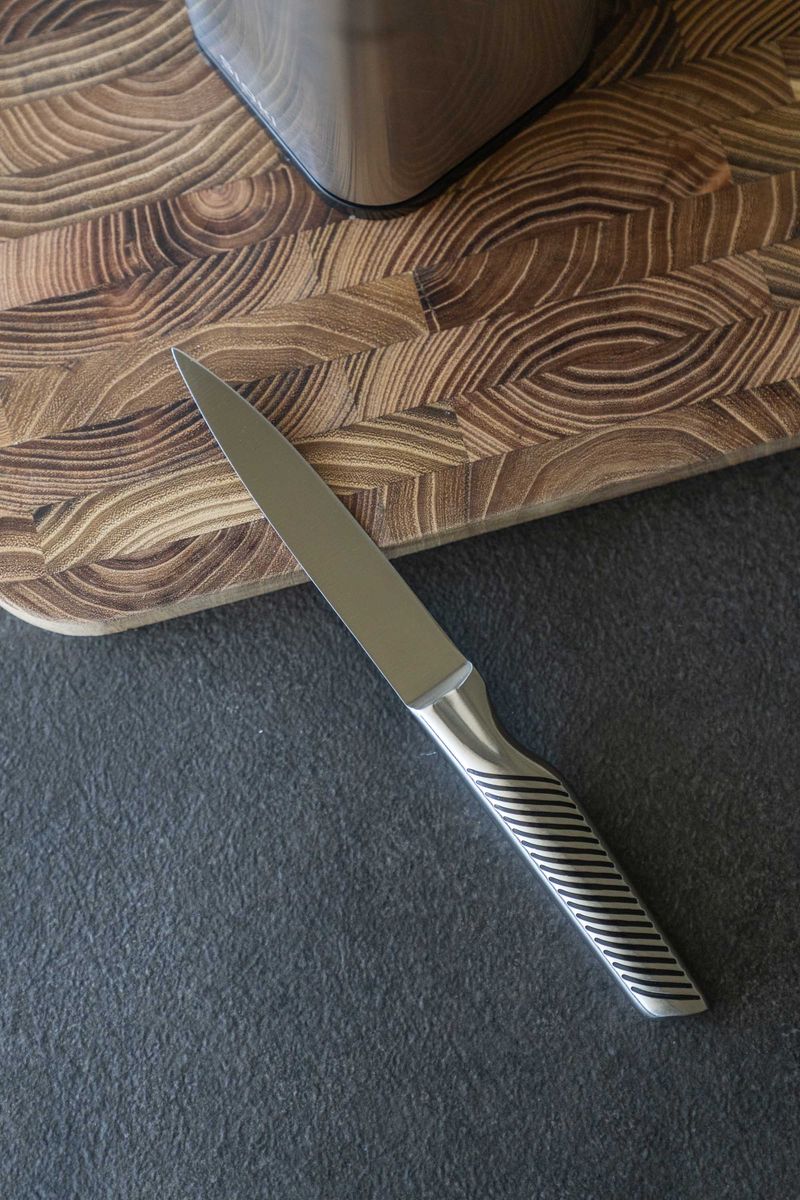 Knivsett med knivblokk