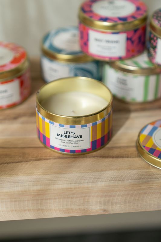 Duftlys i metallboks – Lets Misbehave