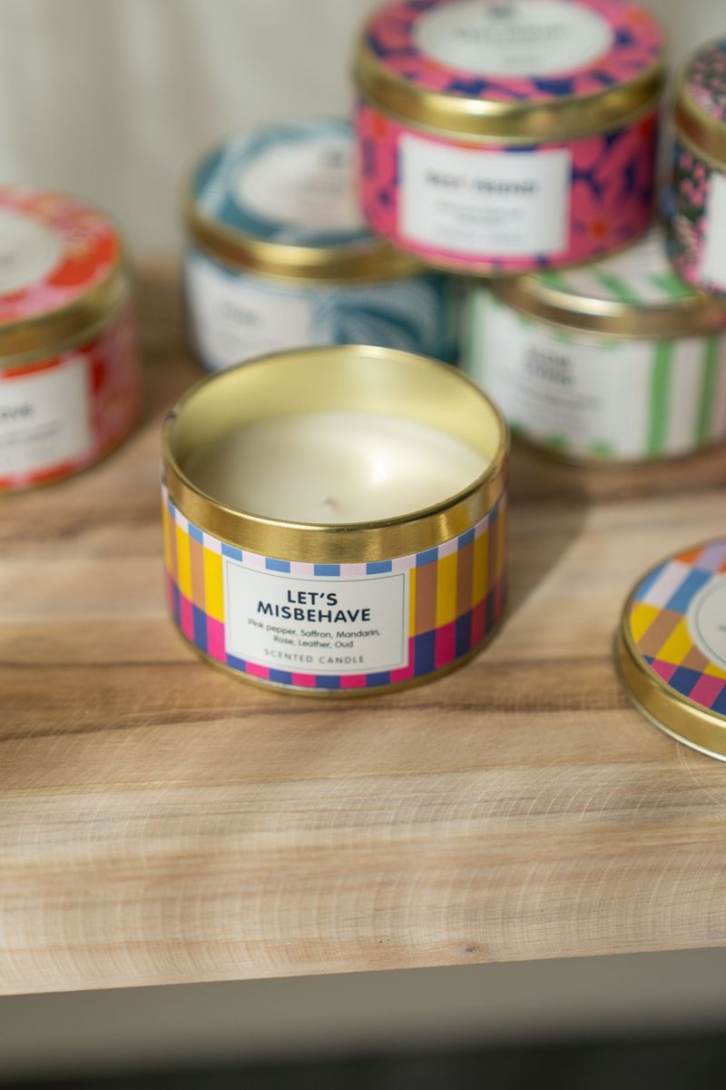 Duftlys i metallboks – Lets Misbehave